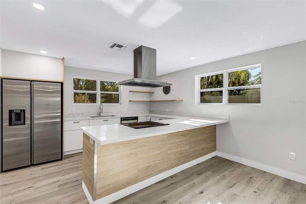 For Sale: $495,000 (3 beds, 2 baths, 1696 Square Feet)