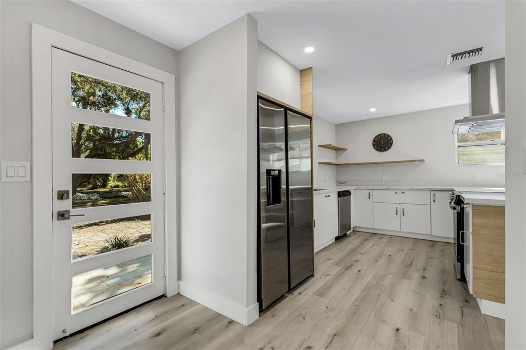 For Sale: $495,000 (3 beds, 2 baths, 1696 Square Feet)