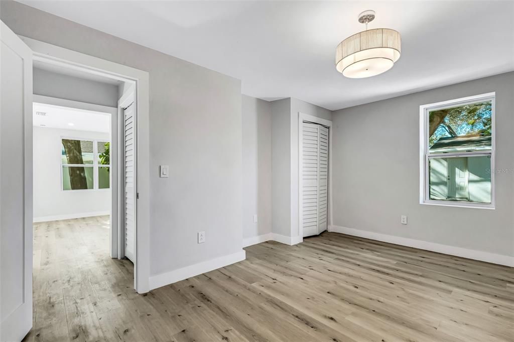 For Sale: $495,000 (3 beds, 2 baths, 1696 Square Feet)