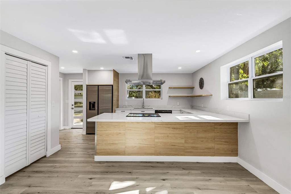 For Sale: $495,000 (3 beds, 2 baths, 1696 Square Feet)