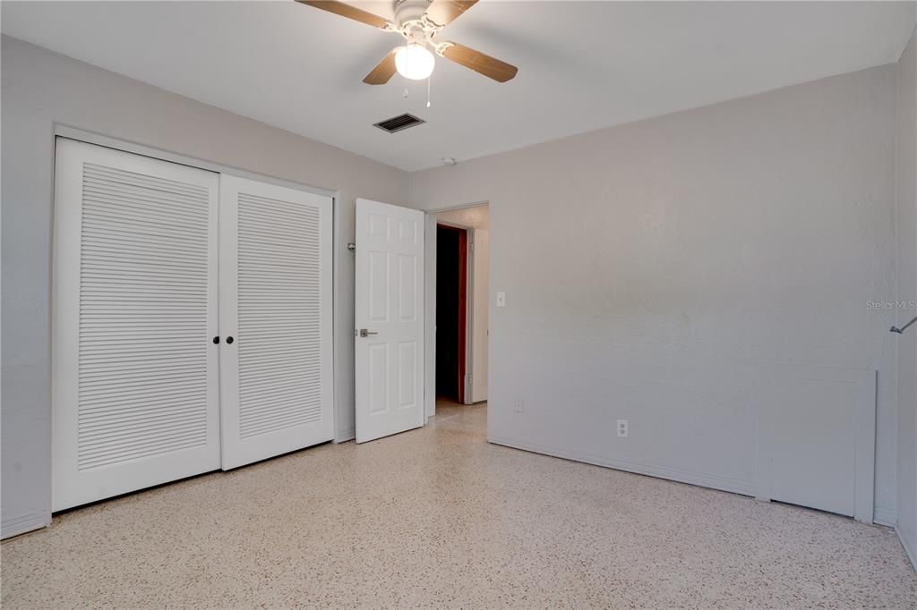 待售: $399,000 (3 贝兹, 2 浴室, 1337 平方英尺)