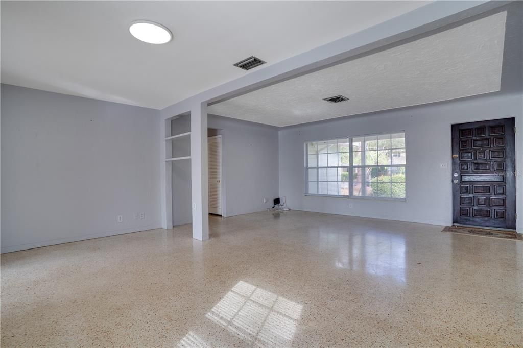 待售: $399,000 (3 贝兹, 2 浴室, 1337 平方英尺)