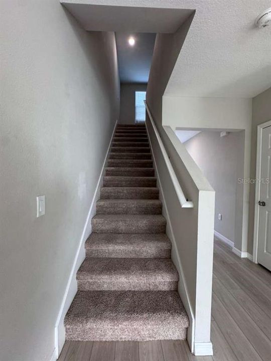 待售: $374,990 (4 贝兹, 2 浴室, 2039 平方英尺)