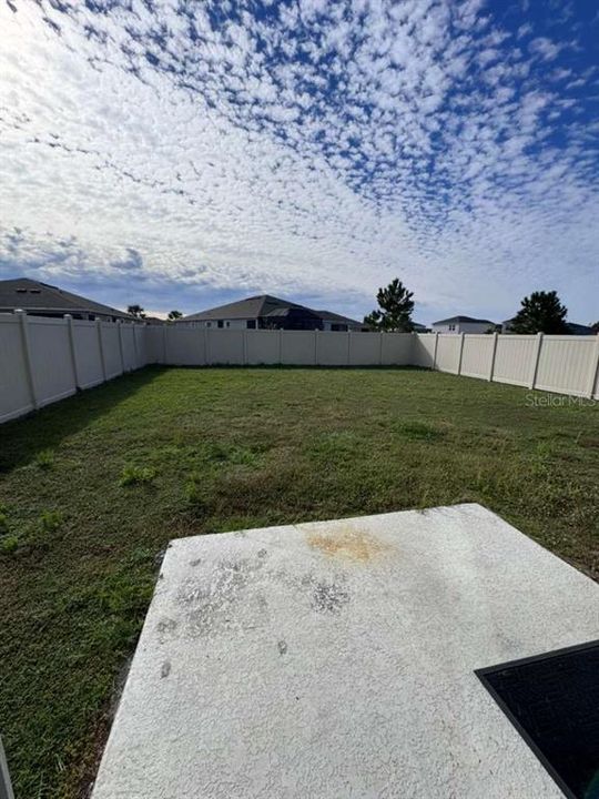 待售: $374,990 (4 贝兹, 2 浴室, 2039 平方英尺)