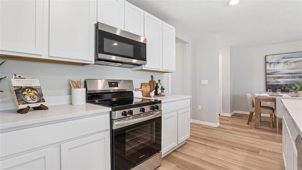 For Sale: $341,070 (5 beds, 3 baths, 2077 Square Feet)