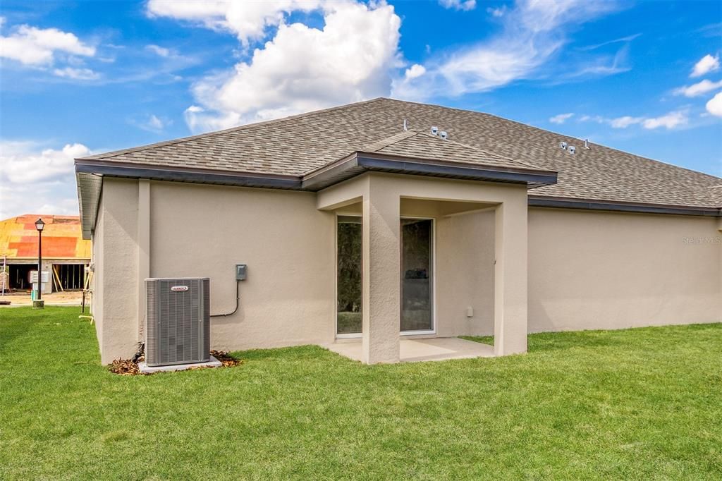 For Sale: $272,900 (2 beds, 2 baths, 1147 Square Feet)