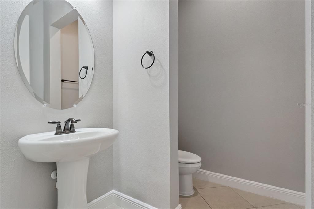 For Sale: $1,575,000 (6 beds, 4 baths, 5316 Square Feet)