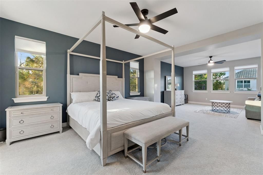 For Sale: $1,575,000 (6 beds, 4 baths, 5316 Square Feet)