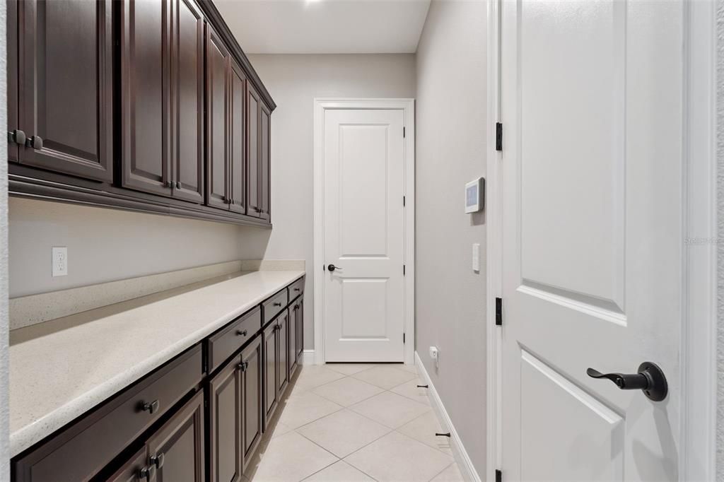 For Sale: $1,575,000 (6 beds, 4 baths, 5316 Square Feet)