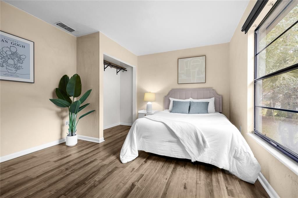 For Sale: $270,000 (3 beds, 2 baths, 1152 Square Feet)