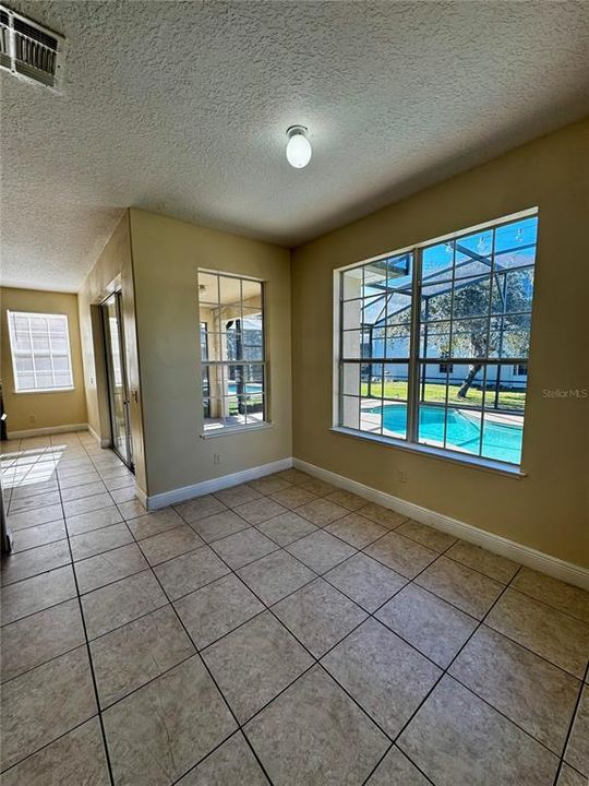 待售: $479,000 (4 贝兹, 2 浴室, 2945 平方英尺)