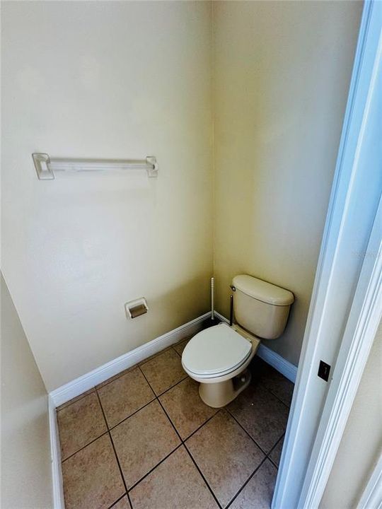 待售: $479,000 (4 贝兹, 2 浴室, 2945 平方英尺)