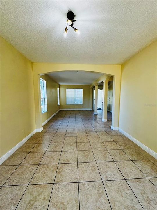 待售: $479,000 (4 贝兹, 2 浴室, 2945 平方英尺)