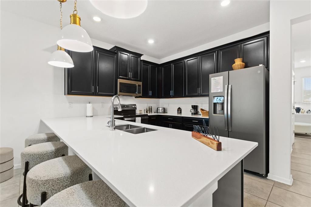 На продажу: $365,000 (3 спален, 2 ванн, 1787 Квадратных фут)