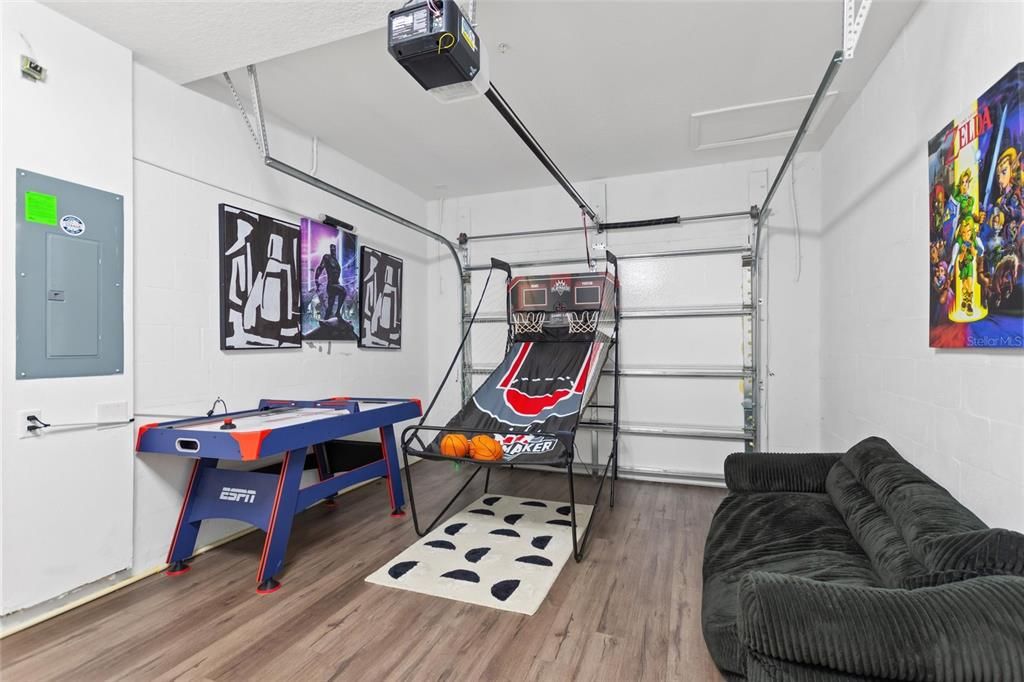 На продажу: $365,000 (3 спален, 2 ванн, 1787 Квадратных фут)