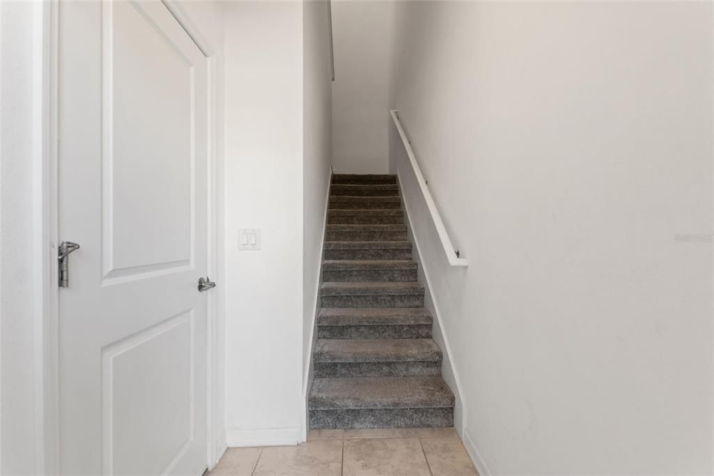 На продажу: $365,000 (3 спален, 2 ванн, 1787 Квадратных фут)