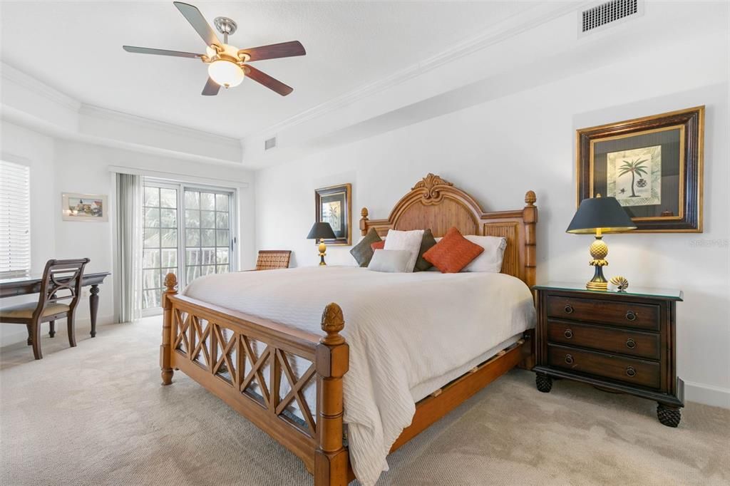 待售: $399,000 (2 贝兹, 2 浴室, 1570 平方英尺)