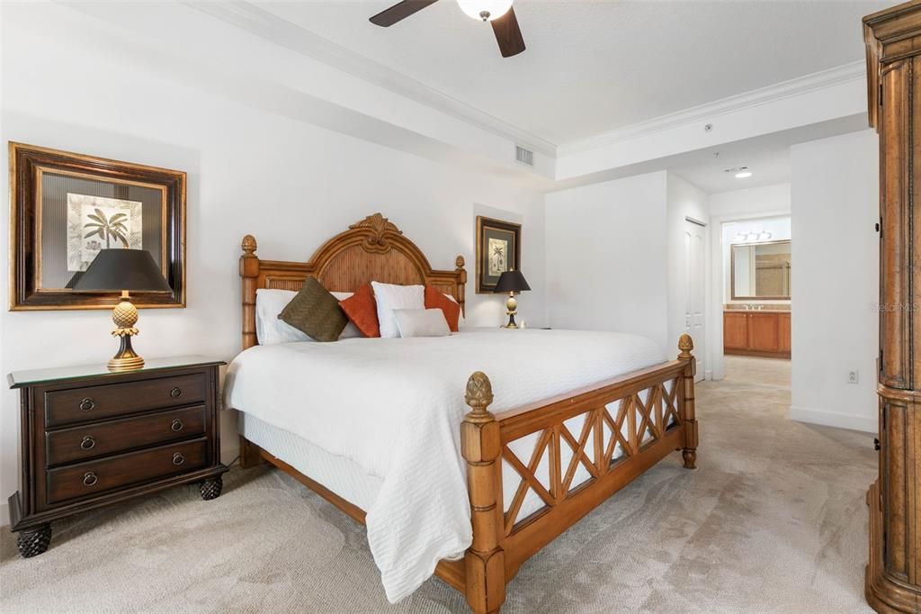 待售: $399,000 (2 贝兹, 2 浴室, 1570 平方英尺)