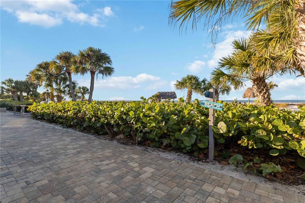 En Venta: $550,000 (2 camas, 2 baños, 1105 Pies cuadrados)