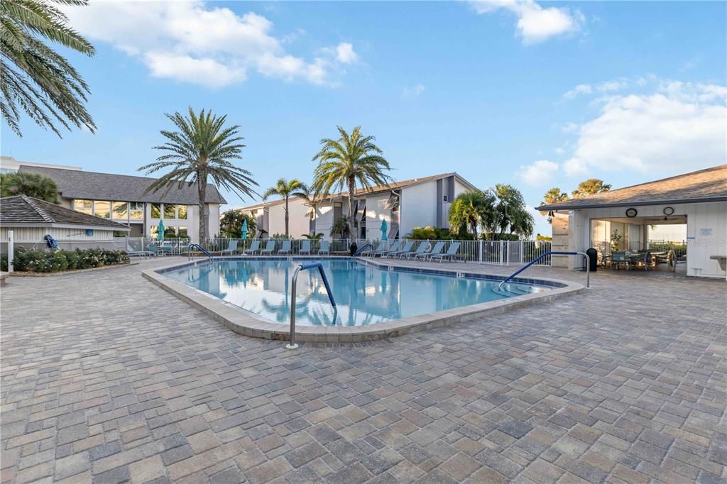 En Venta: $550,000 (2 camas, 2 baños, 1105 Pies cuadrados)