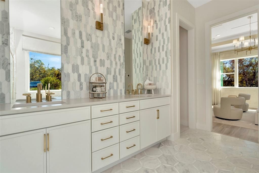 En Venta: $899,990 (3 camas, 3 baños, 3174 Pies cuadrados)