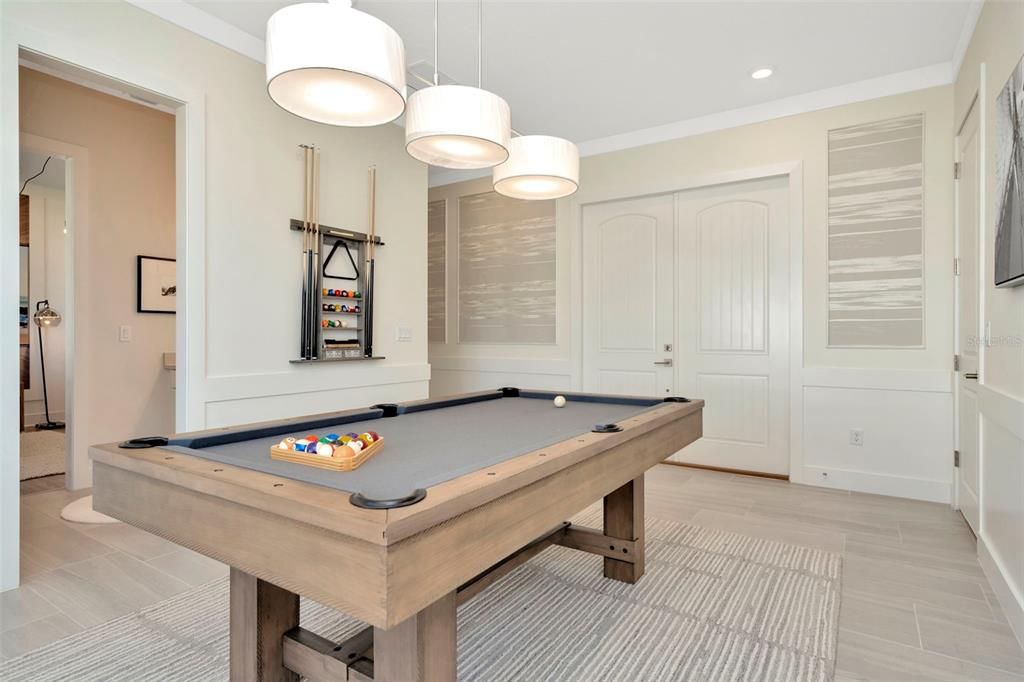 En Venta: $899,990 (3 camas, 3 baños, 3174 Pies cuadrados)