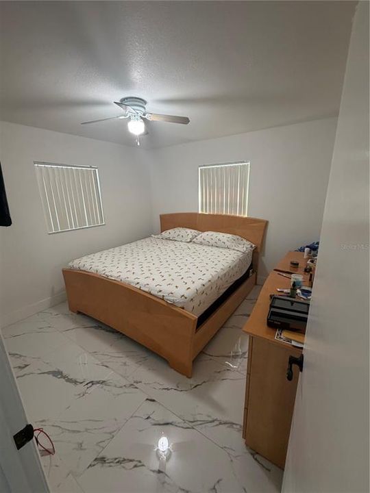 En Venta: $195,000 (2 camas, 2 baños, 899 Pies cuadrados)