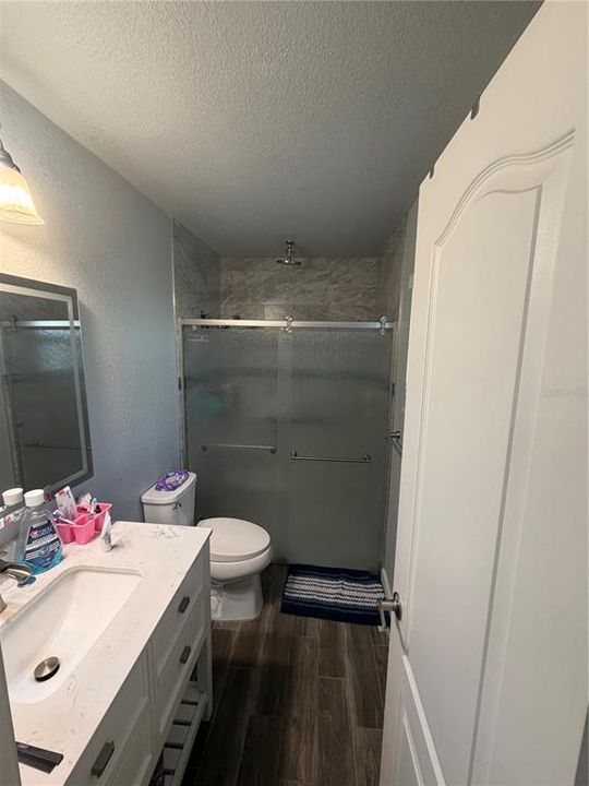 En Venta: $195,000 (2 camas, 2 baños, 899 Pies cuadrados)