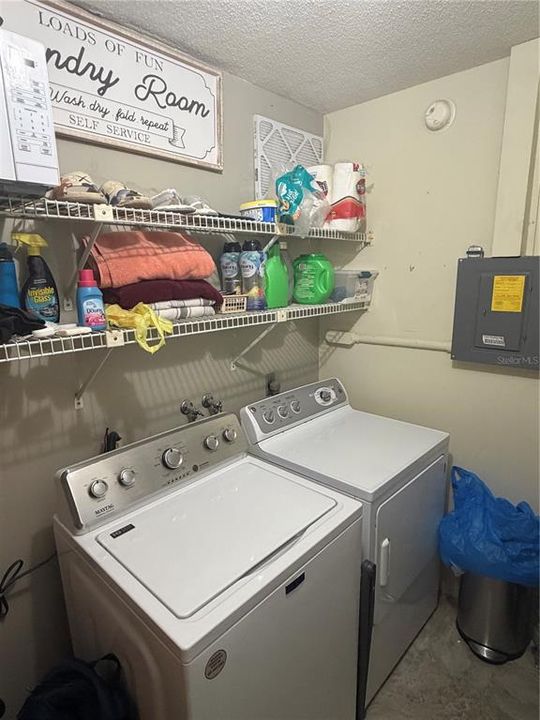 En Venta: $195,000 (2 camas, 2 baños, 899 Pies cuadrados)