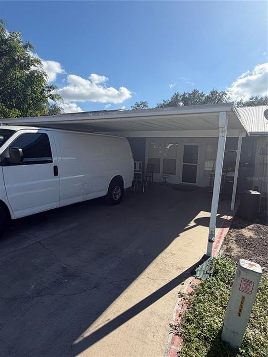 En Venta: $195,000 (2 camas, 2 baños, 899 Pies cuadrados)