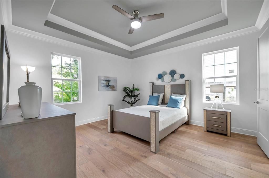 En Venta: $899,000 (4 camas, 2 baños, 2141 Pies cuadrados)