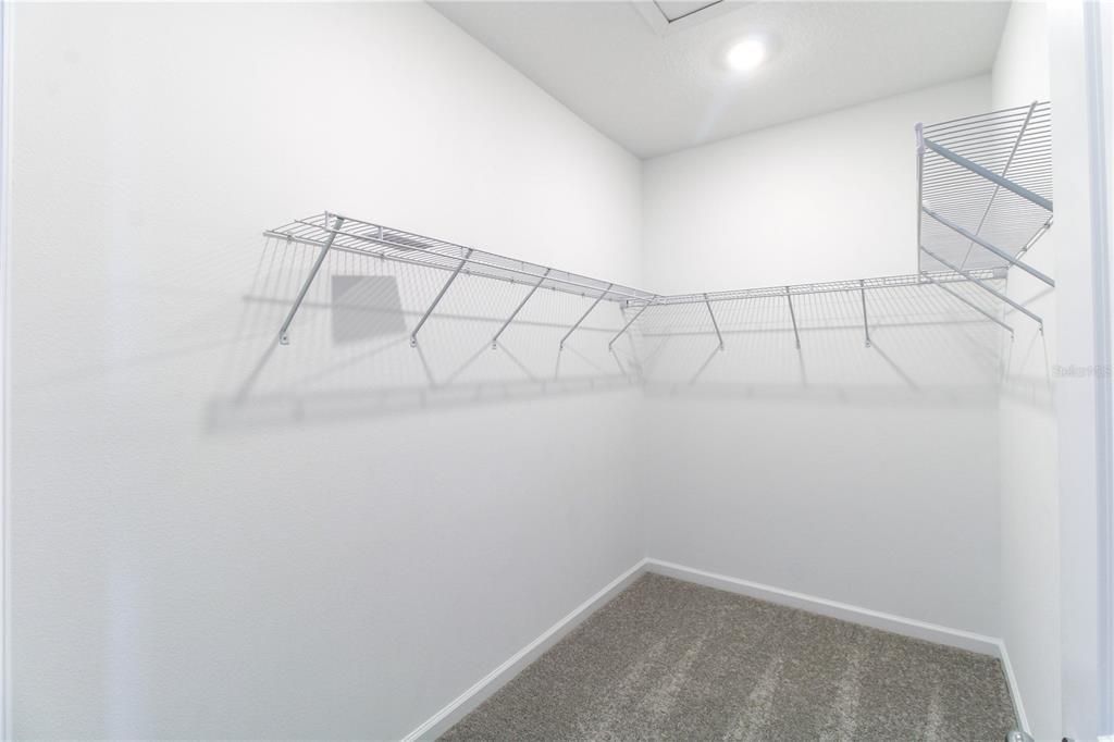 В аренду: $2,495 (3 спален, 2 ванн, 1624 Квадратных фут)