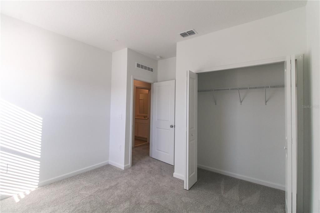 В аренду: $2,495 (3 спален, 2 ванн, 1624 Квадратных фут)