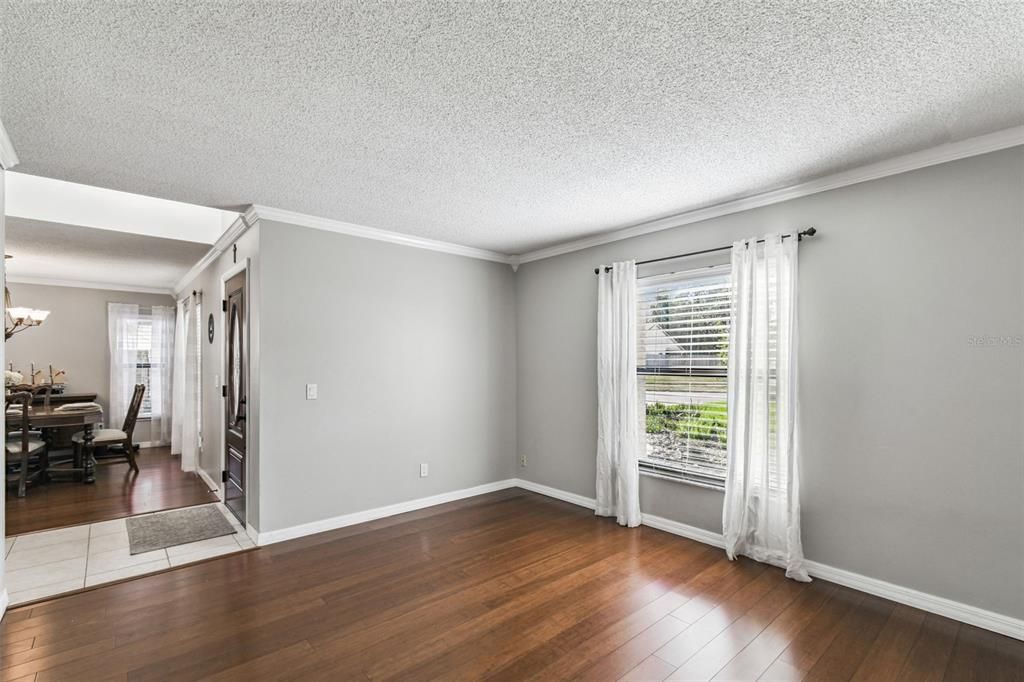 待售: $520,000 (4 贝兹, 2 浴室, 2414 平方英尺)