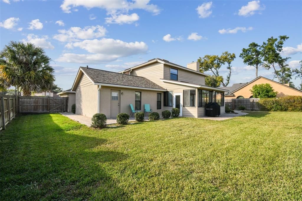 待售: $520,000 (4 贝兹, 2 浴室, 2414 平方英尺)