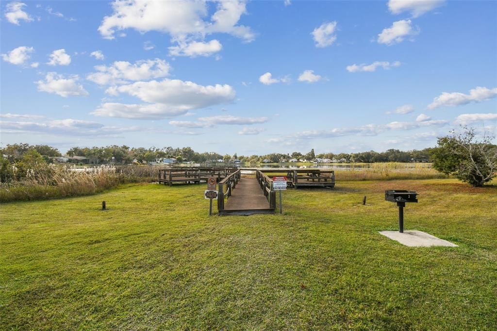 待售: $520,000 (4 贝兹, 2 浴室, 2414 平方英尺)