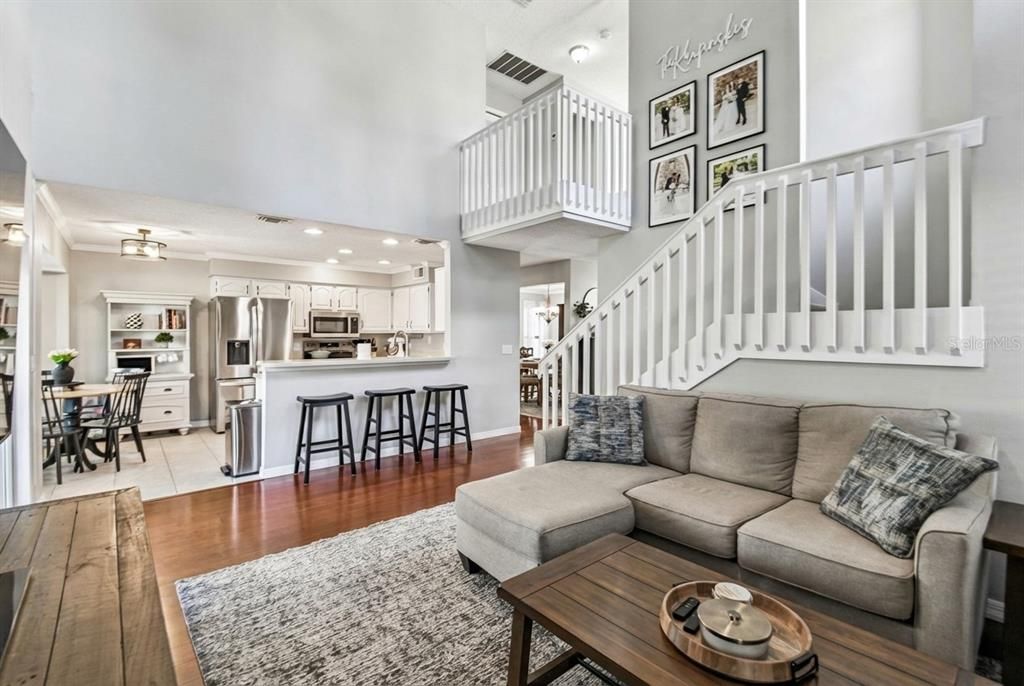 待售: $520,000 (4 贝兹, 2 浴室, 2414 平方英尺)