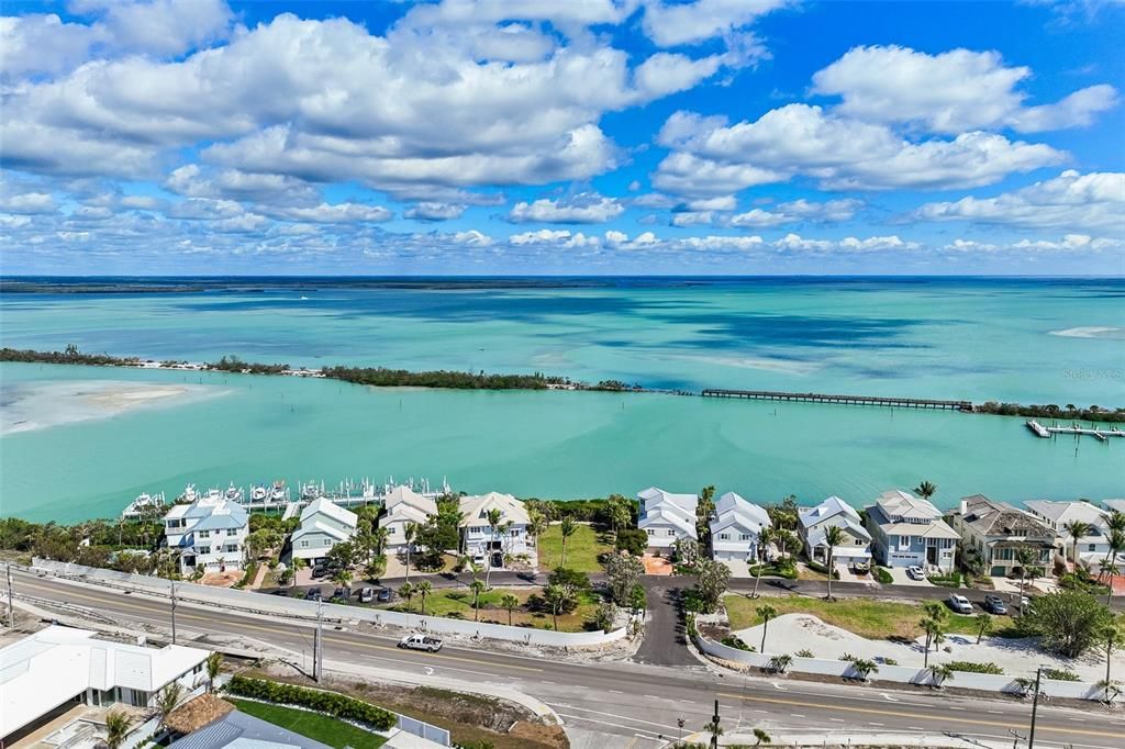 待售: $2,300,000 (0.16 acres)