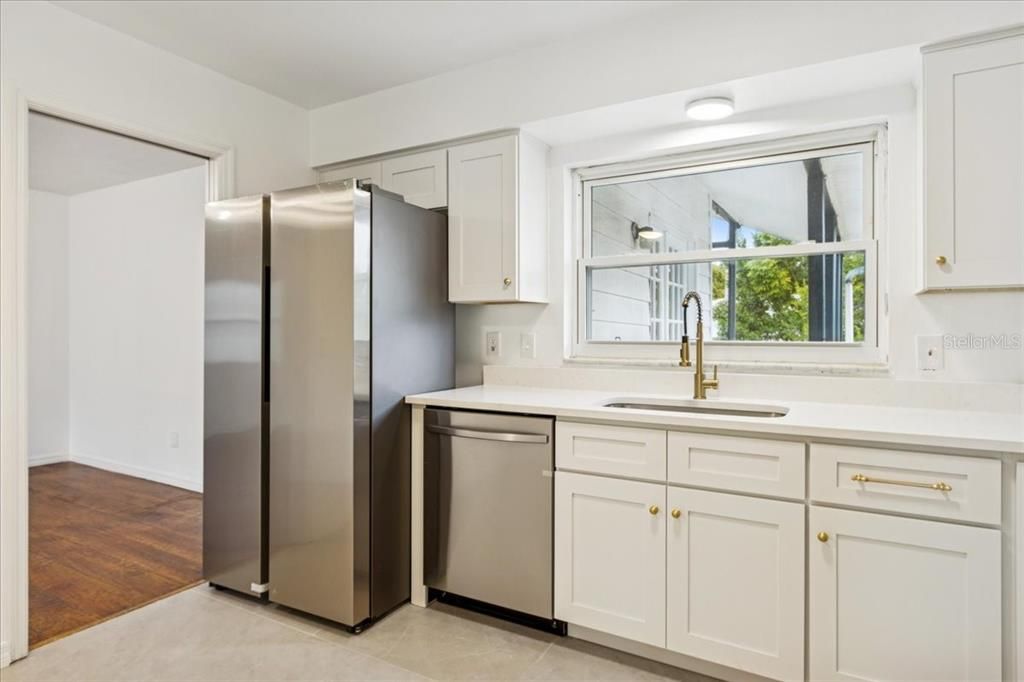 En Renta: $3,250 (4 camas, 3 baños, 2804 Pies cuadrados)