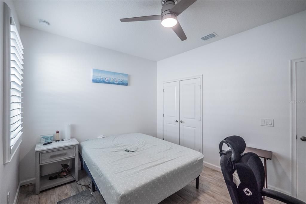 En Venta: $469,900 (3 camas, 2 baños, 1983 Pies cuadrados)