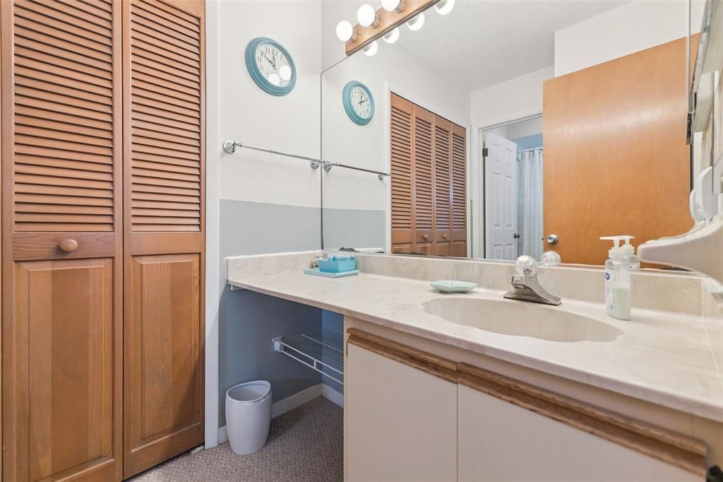 待售: $415,900 (3 贝兹, 2 浴室, 1174 平方英尺)