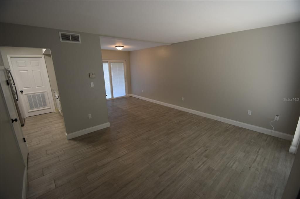 En Renta: $1,450 (2 camas, 1 baños, 1100 Pies cuadrados)