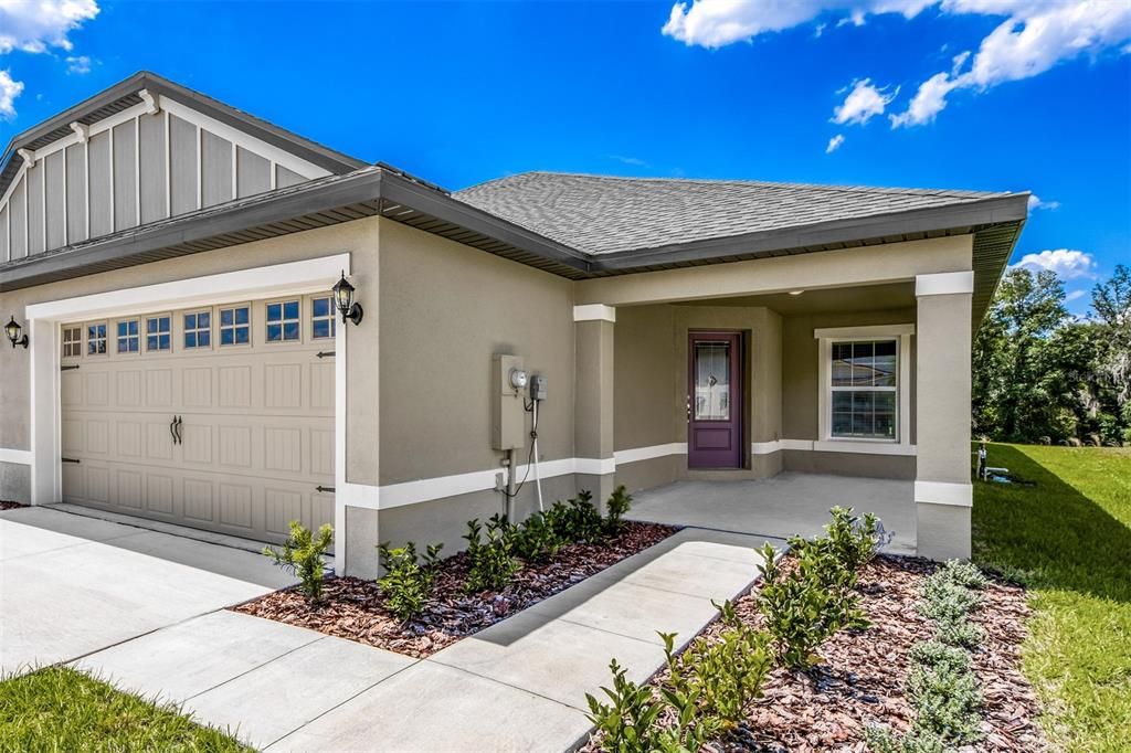 For Sale: $318,900 (3 beds, 2 baths, 1403 Square Feet)