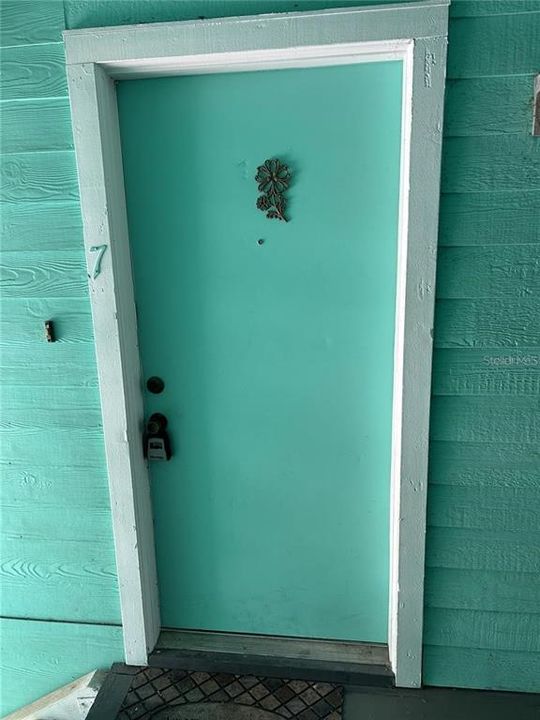 For Rent: $2,000 (2 beds, 2 baths, 995 Square Feet)