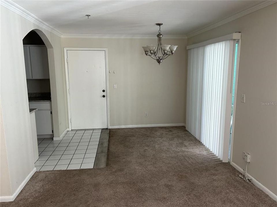 For Rent: $2,000 (2 beds, 2 baths, 995 Square Feet)