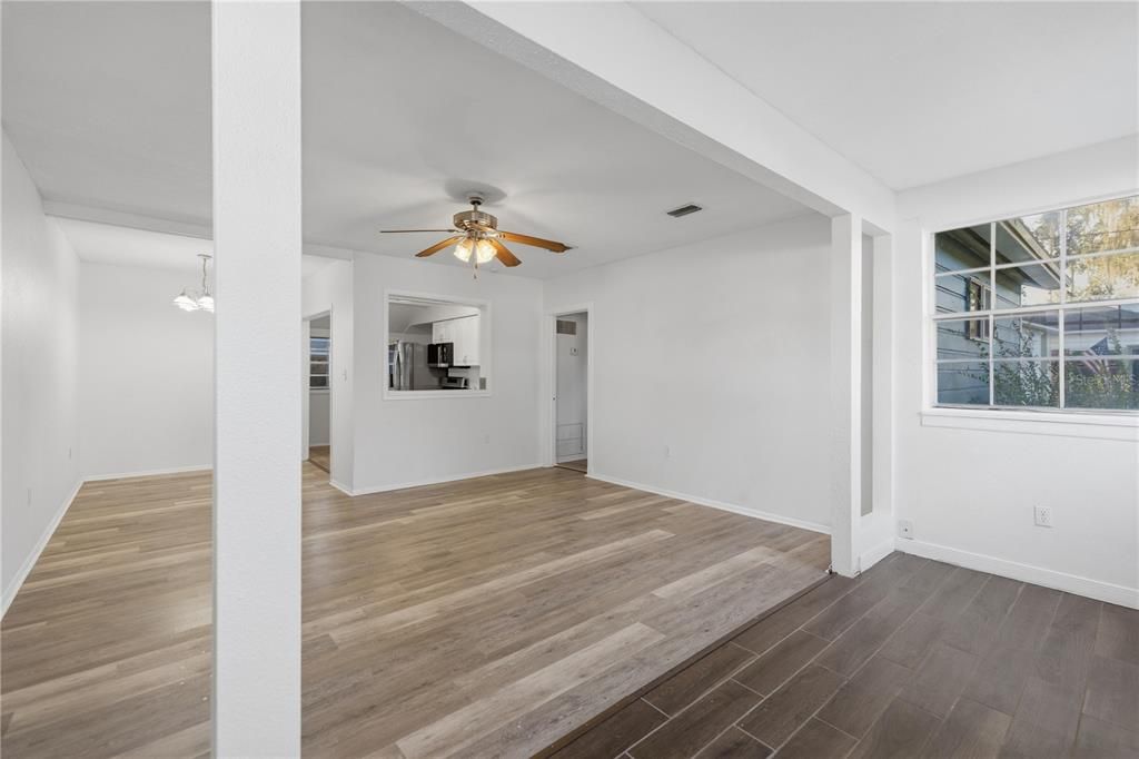 待售: $210,000 (3 贝兹, 2 浴室, 1095 平方英尺)