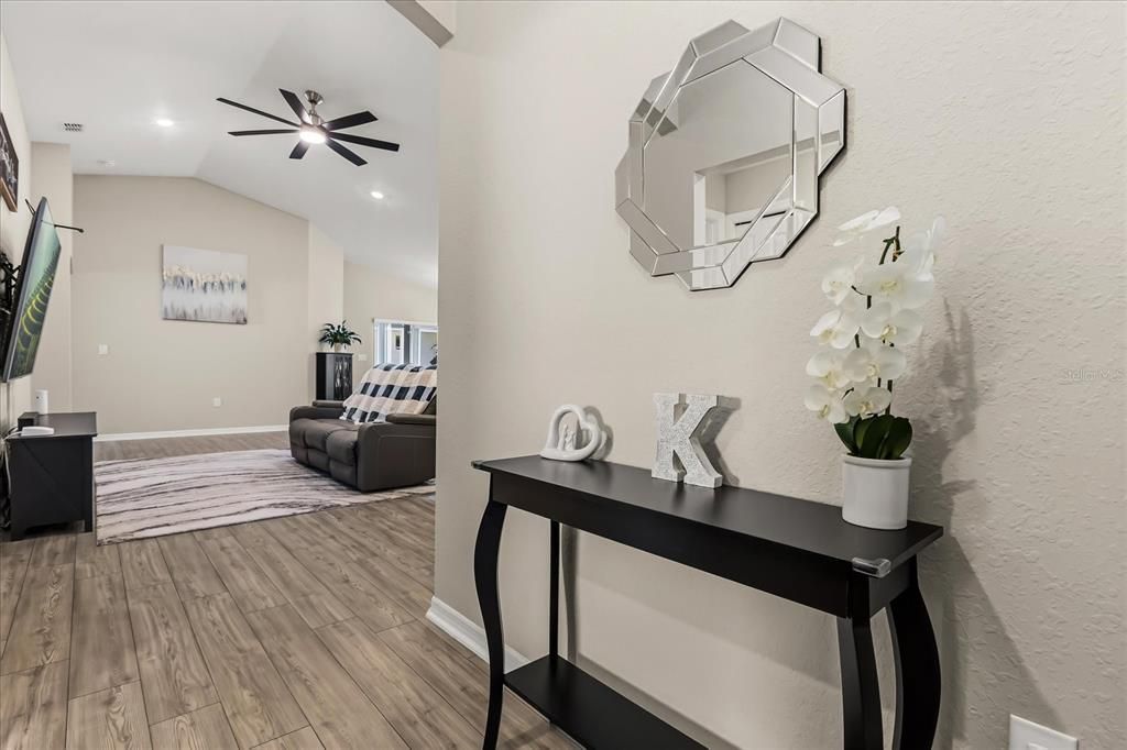 For Sale: $370,000 (4 beds, 2 baths, 1744 Square Feet)