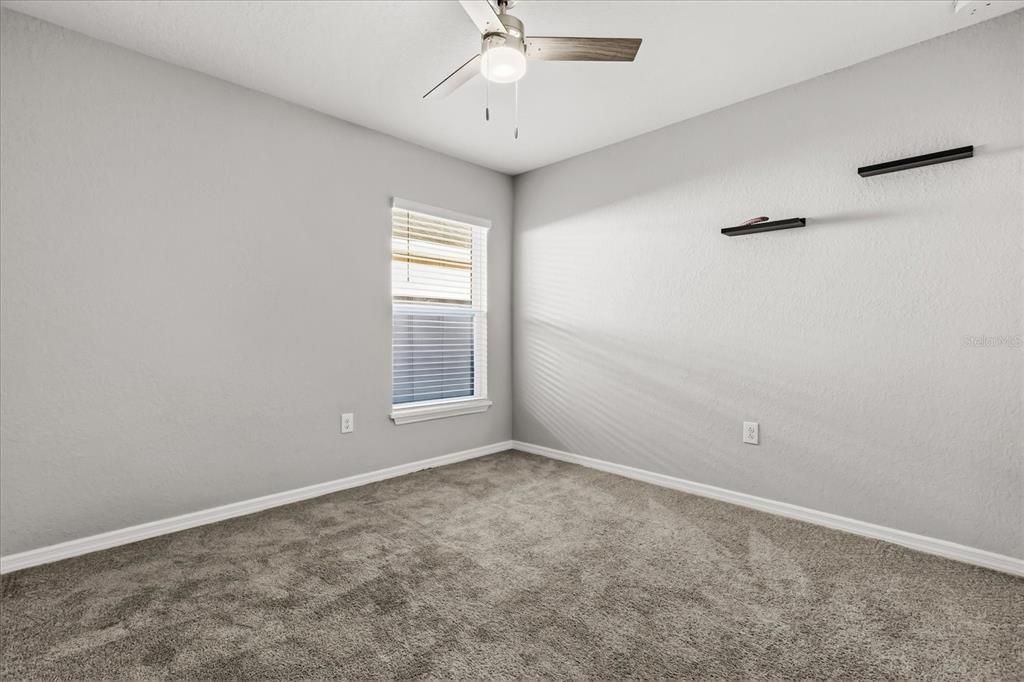 For Sale: $370,000 (4 beds, 2 baths, 1744 Square Feet)