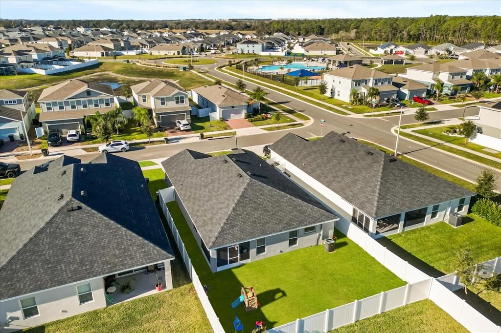 For Sale: $370,000 (4 beds, 2 baths, 1744 Square Feet)