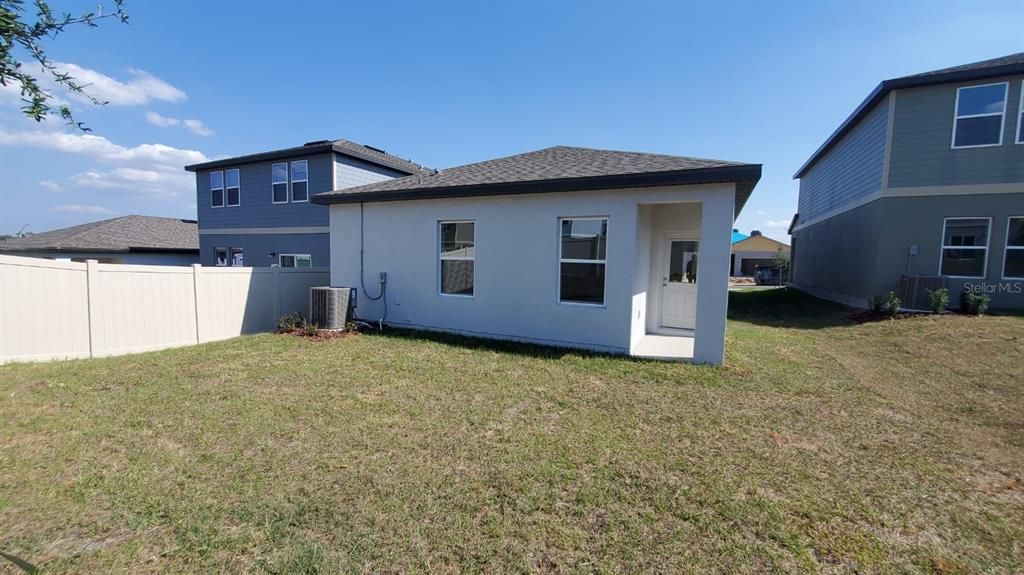 En Renta: $1,990 (3 camas, 2 baños, 1452 Pies cuadrados)